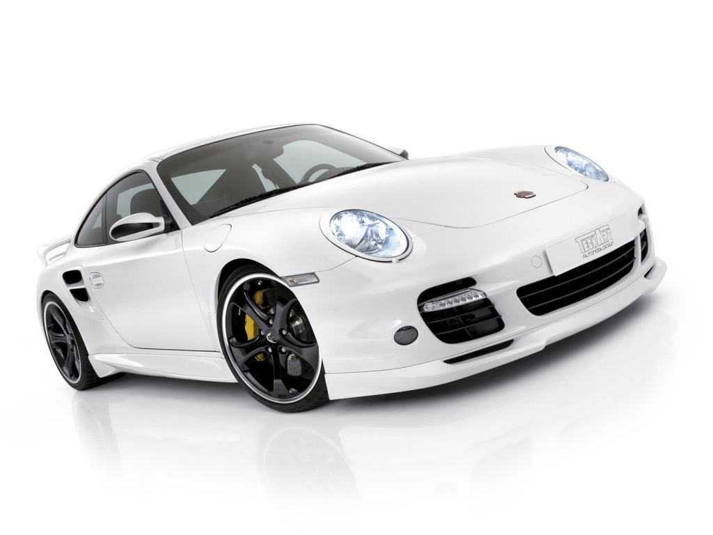 911 Turbo White Front Side View Wallpaper 1024x768