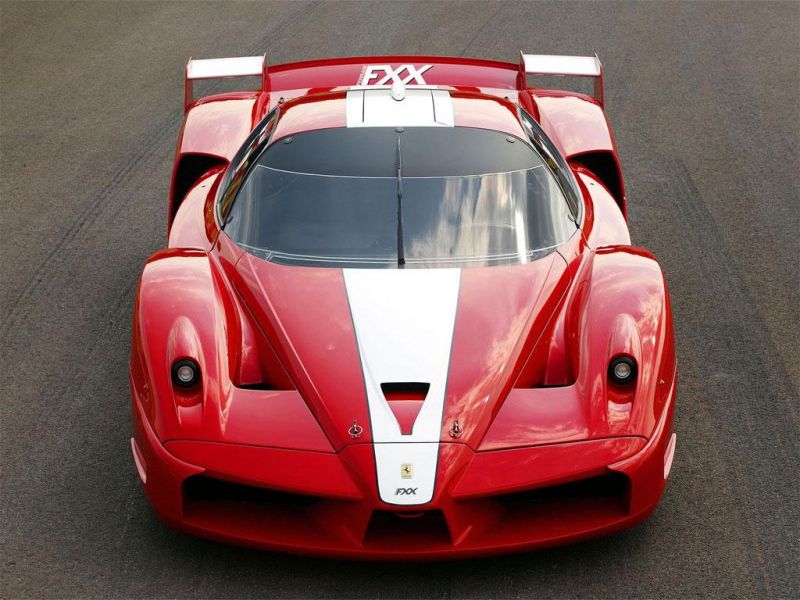 Enzo Racing Stripe Front High Angle Wallpaper 800x600