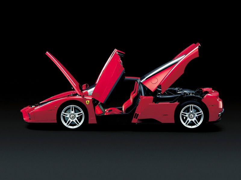 Enzo Side View Doors Open Wallpaper 800x600