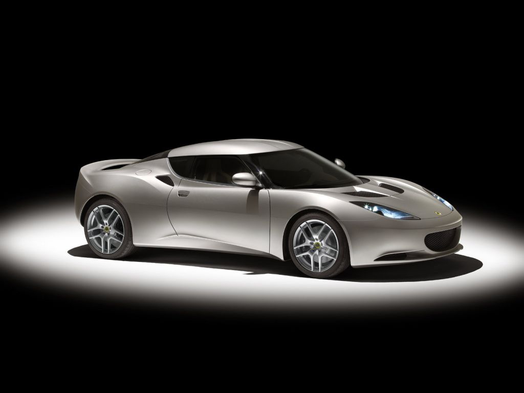 Evora Silver Side View Wallpaper 1024x768