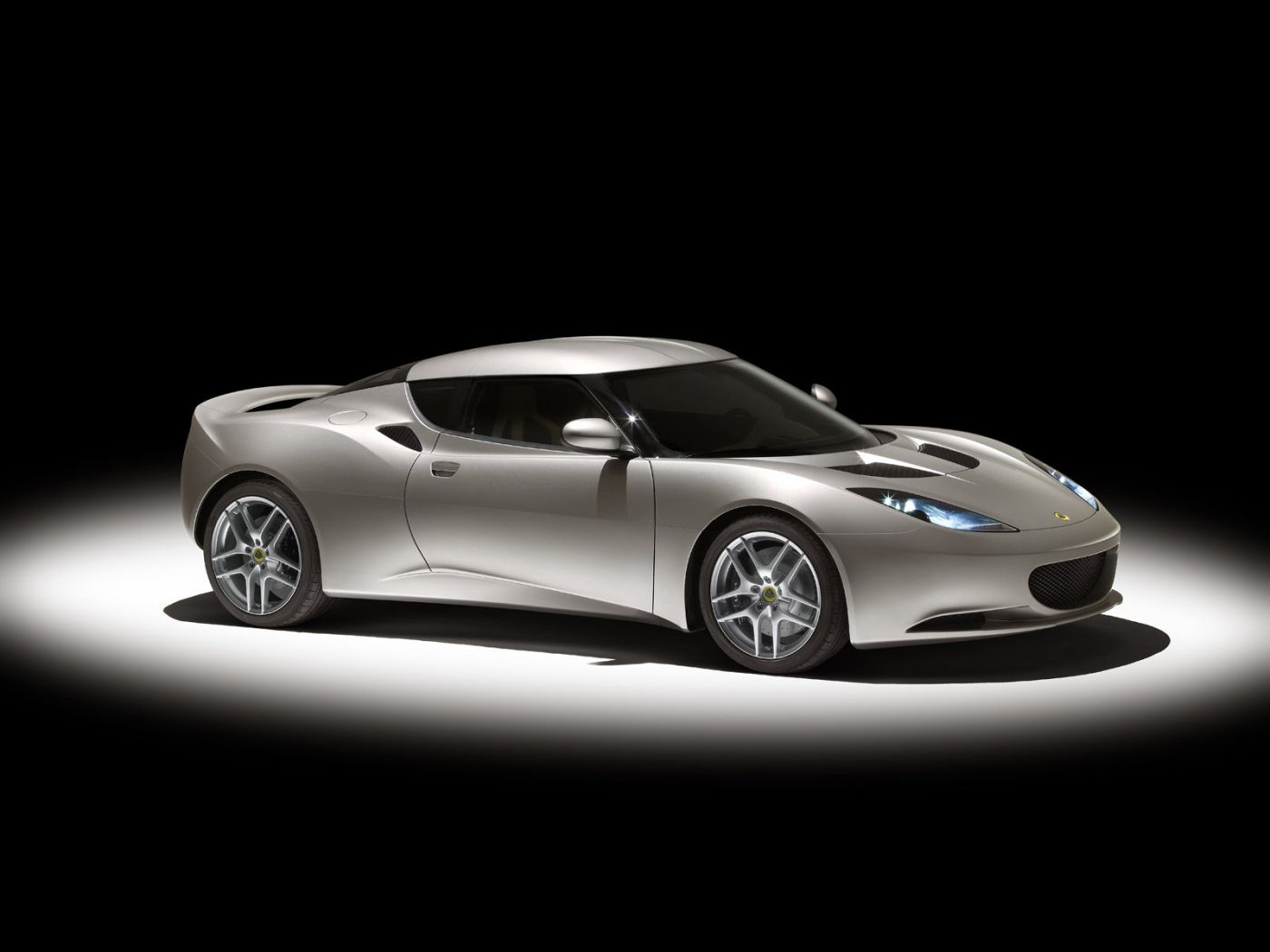 Evora Silver Side View Wallpaper 1400x1050