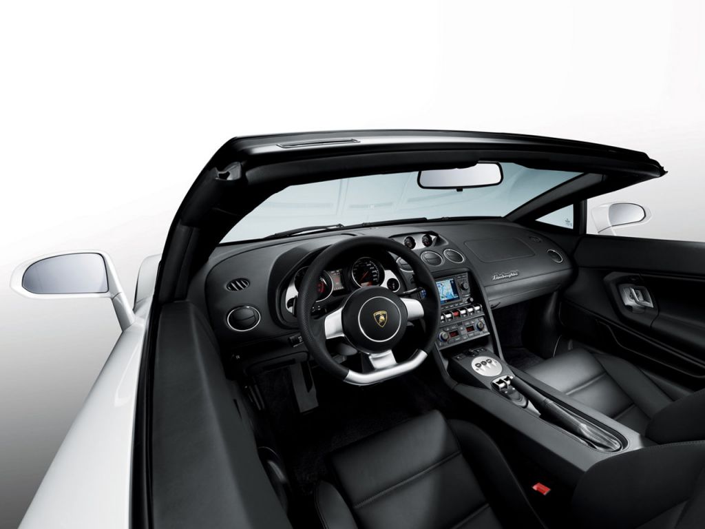 Gallardo Interior View Wallpaper 1024x768