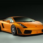 Gallardo Orange Front Side View Wallpaper