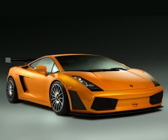 Gallardo Orange Front Side View Wallpaper