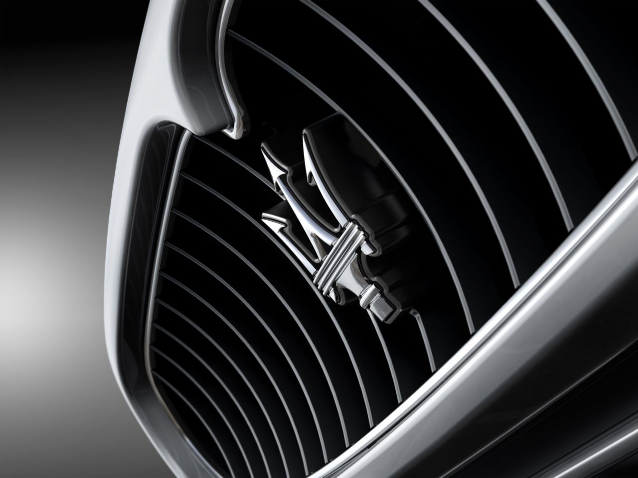 Maserati Gran Turismo Emblem Closeup Wallpaper 1280x960