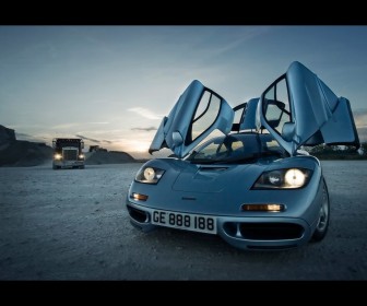 Mclaren F1 Front View Doors Open Wallpaper