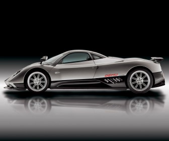 Pagani Zonda Side View Wallpaper