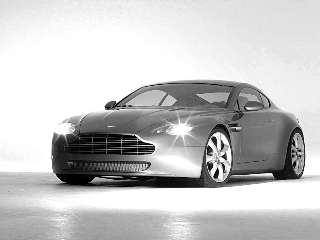 Vantage Monochrome Front Side Angle Wallpaper 1024x768