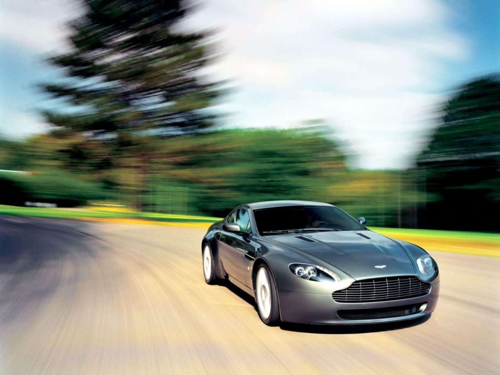 Vantage V8 Driving Front Angle Wallpaper 1024x768