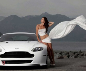 Vantage V8 Front View With Model Wallpaper