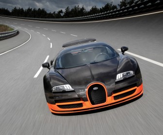 Veyron Black Driving Front View Wallpaper