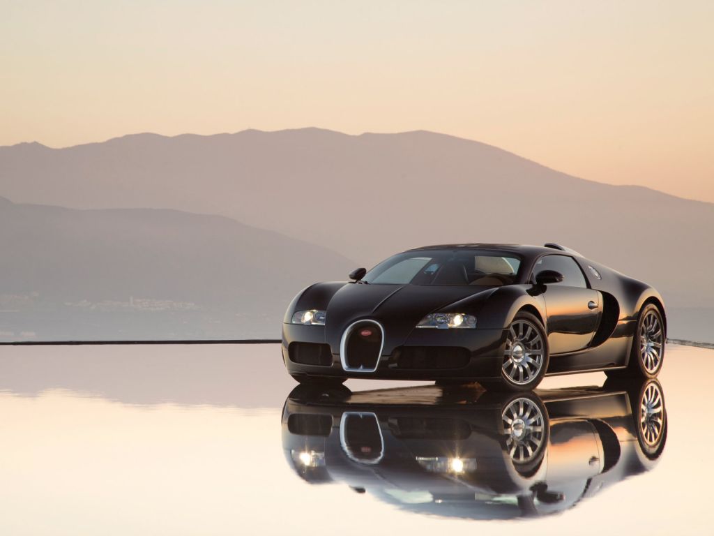 Veyron Black Front Reflection Wallpaper 1024x768