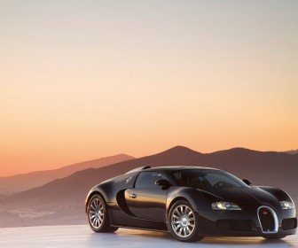 Veyron Black Front Side Sunset Wallpaper