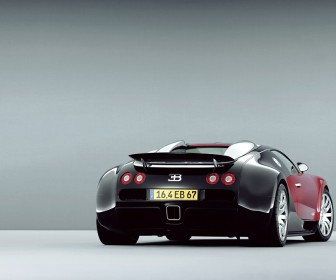 Veyron Black Rear View Wallpaper