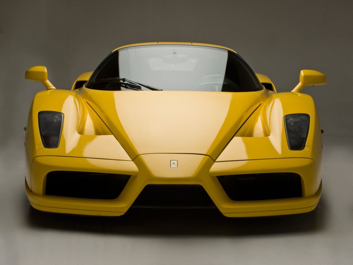 Yellow Enzo Front View Wallpaper 1152x864